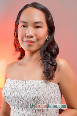 226640 - Nicole Age: 22 - Philippines