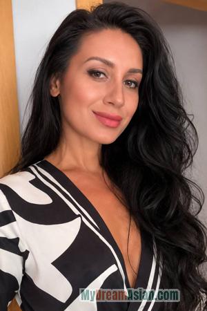 228063 - Yanina Age: 38 - Ukraine